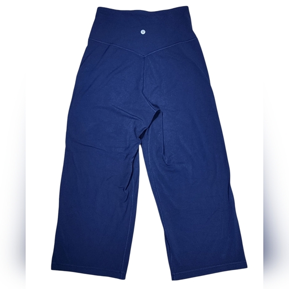 Lululemon Align High Rise Wide Leg Crop 23"  Womens 6 True Navy - Picture 10 of 11